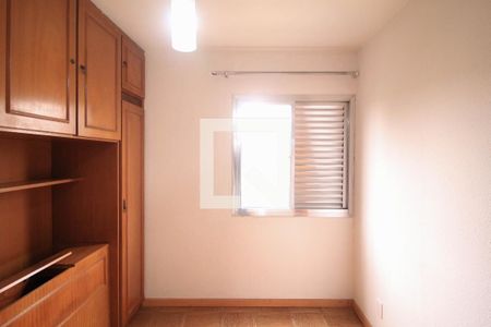 Quarto de apartamento à venda com 3 quartos, 63m² em Jardim Íris, São Paulo