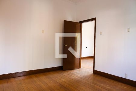 Quarto de casa à venda com 3 quartos, 320m² em Vila Guiomar, Santo André