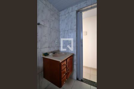 Banheiro de casa para alugar com 1 quarto, 50m² em Jardim Santo Alberto, Santo André