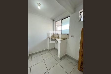 Cozinha de kitnet/studio para alugar com 1 quarto, 25m² em Vila Campestre, São Paulo