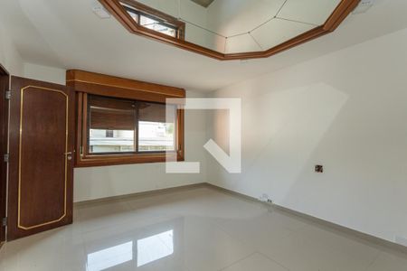 Casa para alugar com 1080m², 7 quartos e 8 vagas Casa para alugar com 1080m², 7 quartos e 8 vagasSuite