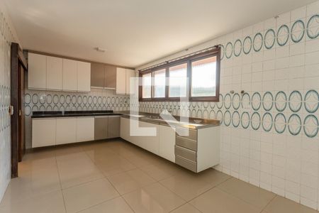 Casa para alugar com 1080m², 7 quartos e 8 vagas Casa para alugar com 1080m², 7 quartos e 8 vagasCozinha