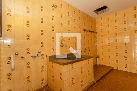 Casa para alugar com 1080m², 7 quartos e 8 vagas Casa para alugar com 1080m², 7 quartos e 8 vagasÁrea de Serviço