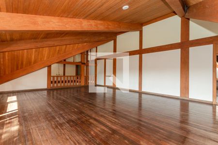 Casa para alugar com 1080m², 7 quartos e 8 vagas Casa para alugar com 1080m², 7 quartos e 8 vagasSalao Superior