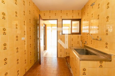 Casa para alugar com 1080m², 7 quartos e 8 vagas Casa para alugar com 1080m², 7 quartos e 8 vagasÁrea de Serviço