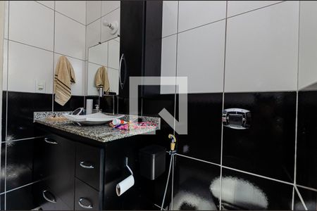 Apartamento à venda com 50m², 2 quartos e 1 vaga Apartamento à venda com 50m², 2 quartos e 1 vagaBanheiro