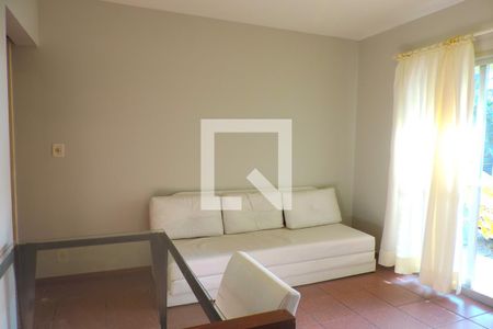 Sala de apartamento para alugar com 2 quartos, 40m² em Porto da Lagoa, Florianópolis