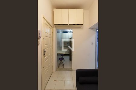 Detalhe da sala  de apartamento para alugar com 1 quarto, 50m² em Leblon, Rio de Janeiro