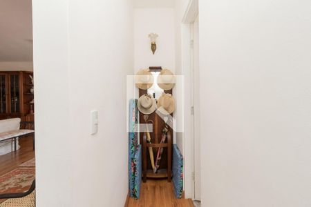 Sala de casa de condomínio à venda com 3 quartos, 300m² em Jardim Santa Teresa, Jundiaí