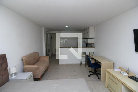 Studio de kitnet/studio para alugar com 1 quarto, 31m² em Centro, Rio de Janeiro