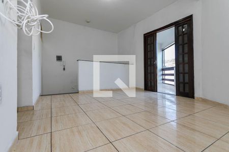Sala de casa para alugar com 2 quartos, 85m² em Jardim Rubi, Mogi das Cruzes