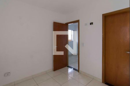 Quarto 1 de apartamento para alugar com 1 quarto, 45m² em Vila Jaguara , São Paulo