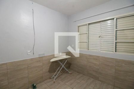 Quarto 2 de casa para alugar com 2 quartos, 80m² em Bairro Fátima, Canoas
