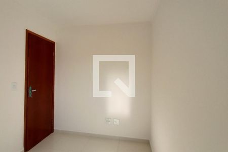 Quarto 1 de apartamento para alugar com 2 quartos, 42m² em Jardim Três Marias, São Paulo