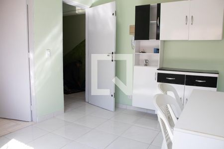 Cozinha de kitnet/studio para alugar com 1 quarto, 35m² em Vila Nilo, São Paulo