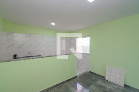 Sala de apartamento para alugar com 1 quarto, 37m² em Penha Circular, Rio de Janeiro