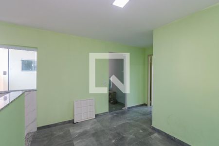 Sala de apartamento para alugar com 1 quarto, 37m² em Penha Circular, Rio de Janeiro