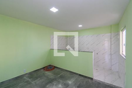 Sala de apartamento para alugar com 1 quarto, 37m² em Penha Circular, Rio de Janeiro