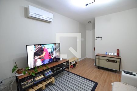 Sala de apartamento à venda com 3 quartos, 77m² em Medianeira, Porto Alegre