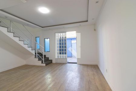 Sala de casa para alugar com 3 quartos, 150m² em Centro, Nilópolis