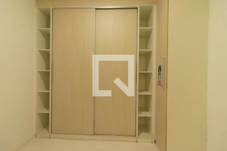 Quarto 1 de casa para alugar com 3 quartos, 150m² em Centro, Nilópolis