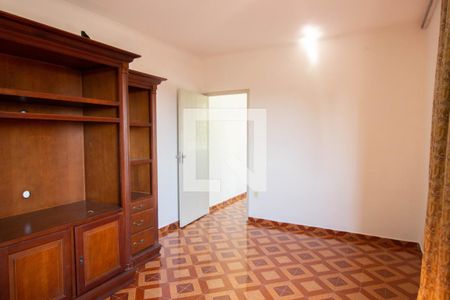 Quarto 1 de casa para alugar com 3 quartos, 182m² em Vila Carmosina, São Paulo