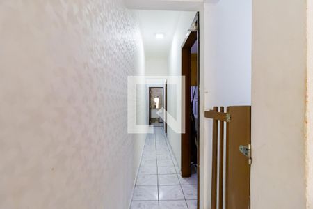 Corredor de casa à venda com 3 quartos, 70m² em Vila da Saúde, São Paulo