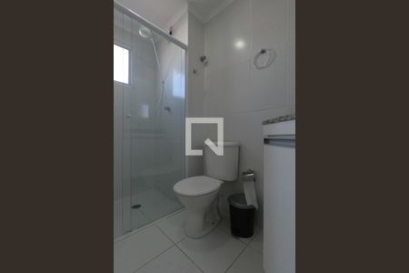 Banheiro de apartamento à venda com 3 quartos, 72m² em Jardim Caner, Taboão da Serra