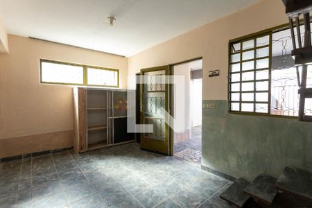 Sala 1 de casa para alugar com 2 quartos, 80m² em Setor Leste Universitário, Goiânia