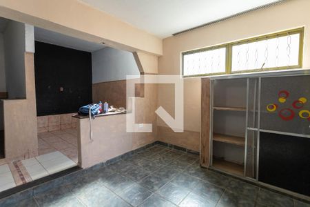 Sala 1 de casa para alugar com 2 quartos, 80m² em Setor Leste Universitário, Goiânia