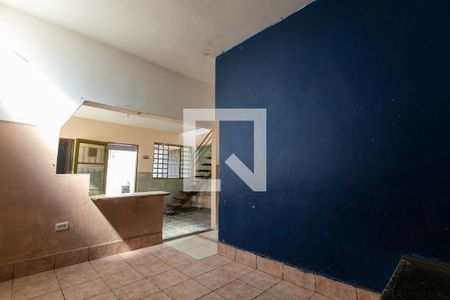 Sala 2 de casa para alugar com 2 quartos, 80m² em Setor Leste Universitário, Goiânia