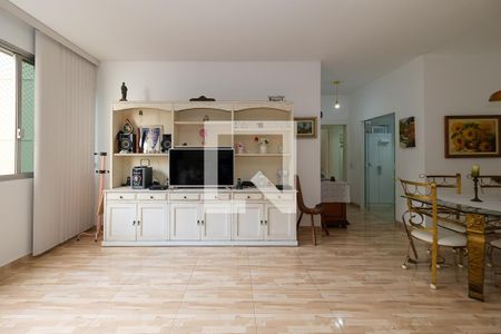 Sala de TV de apartamento à venda com 3 quartos, 130m² em Tijuca, Rio de Janeiro