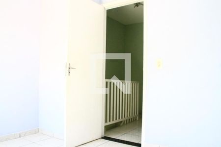 Quarto 1 de casa de condomínio para alugar com 2 quartos, 63m² em Vila Curuçá, São Paulo