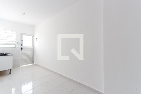 Sala e Cozinha de casa para alugar com 2 quartos, 50m² em Vila Maria Alta, São Paulo