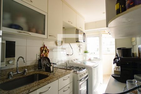 Apartamento para alugar com 80m², 2 quartos e 1 vaga Apartamento para alugar com 80m², 2 quartos e 1 vagaCozinha e Área de Serviço