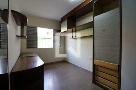 Suite de casa à venda com 3 quartos, 175m² em Jardim Piqueroby, São Paulo