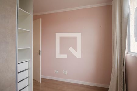 Quarto 1 de apartamento para alugar com 2 quartos, 50m² em Capão Raso, Curitiba