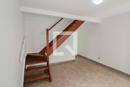 Sala de casa para alugar com 2 quartos, 60m² em Vila Butantã, São Paulo