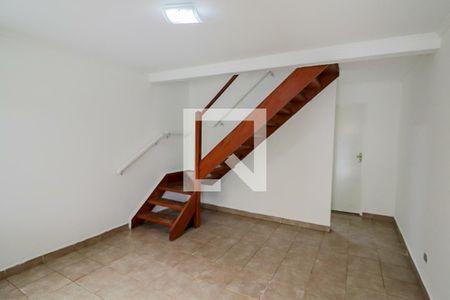 Sala de casa para alugar com 2 quartos, 60m² em Vila Butantã, São Paulo