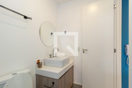 Banheiro de kitnet/studio para alugar com 1 quarto, 24m² em Belenzinho, São Paulo