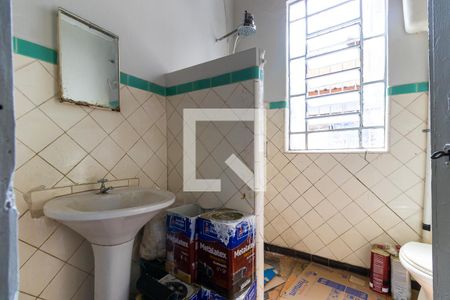 Banheiro de casa à venda com 2 quartos, 130m² em Centro, Campinas