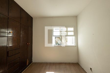 Quarto 2 de casa para alugar com 2 quartos, 90m² em Vila Gomes Cardim, São Paulo