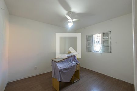 Quarto 1 de casa para alugar com 2 quartos, 90m² em Vila Gomes Cardim, São Paulo