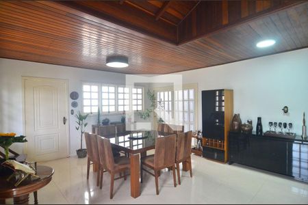 Sala de Jantar de casa à venda com 4 quartos, 234m² em Igara, Canoas