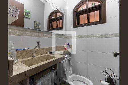 Lavabo de casa à venda com 3 quartos, 130m² em Interlagos, São Paulo