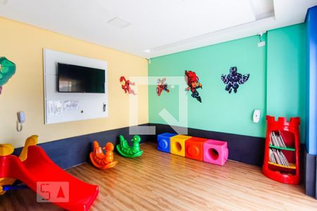 Casa à venda com 200m², 3 quartos e 5 vagas Casa à venda com 200m², 3 quartos e 5 vagasÁrea Comum - Brinquedoteca