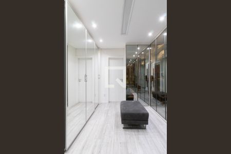 Closet da Suíte Master de casa à venda com 3 quartos, 198m² em Ponte Grande, Guarulhos