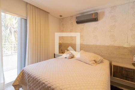 Casa à venda com 200m², 3 quartos e 5 vagas Casa à venda com 200m², 3 quartos e 5 vagasSuíte Master