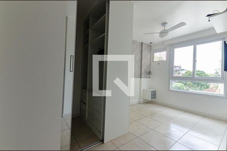 Suite de apartamento à venda com 2 quartos, 72m² em Badu, Niterói