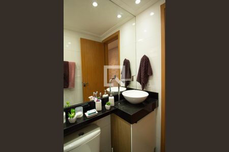 Banheiro de apartamento para alugar com 1 quarto, 37m² em Jardim Iris, São Paulo